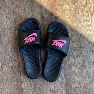 Women’s Nike Slides, size 8